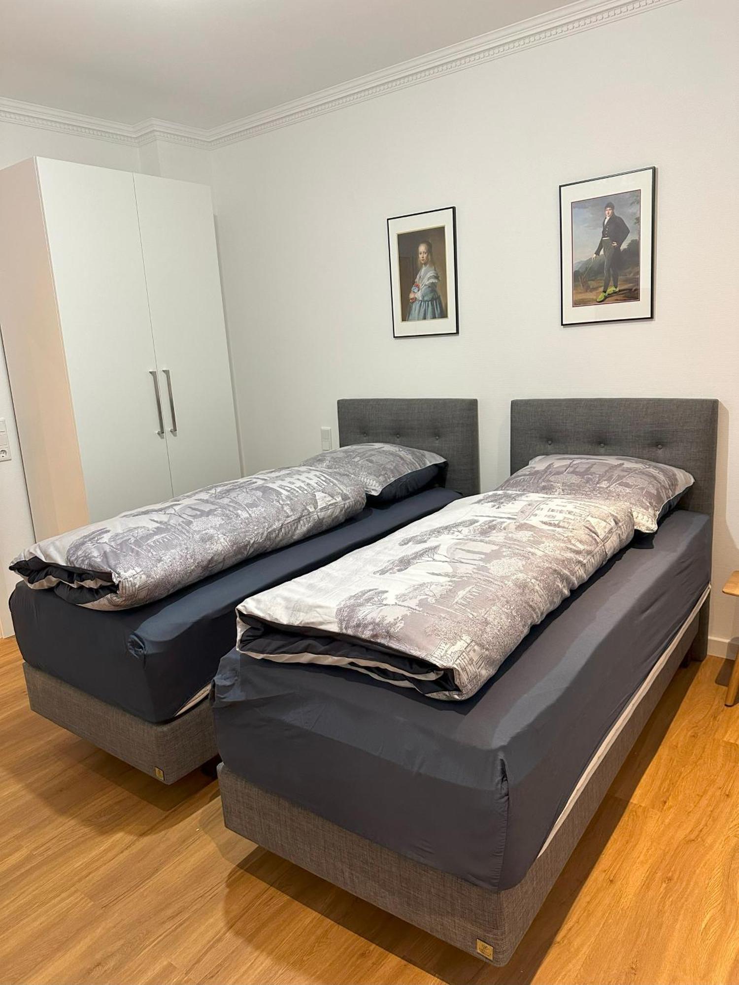 In Bad Wilhelmshoehe Mit Grossem Balkon Im Gruenen Und Kostenfreien Parkplaetzen * Kassel